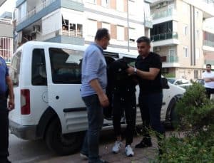 Eşini sopayla döverek öldüren cani koca tutuklandı